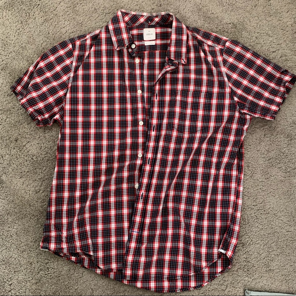 Gap short sleeve button down size L